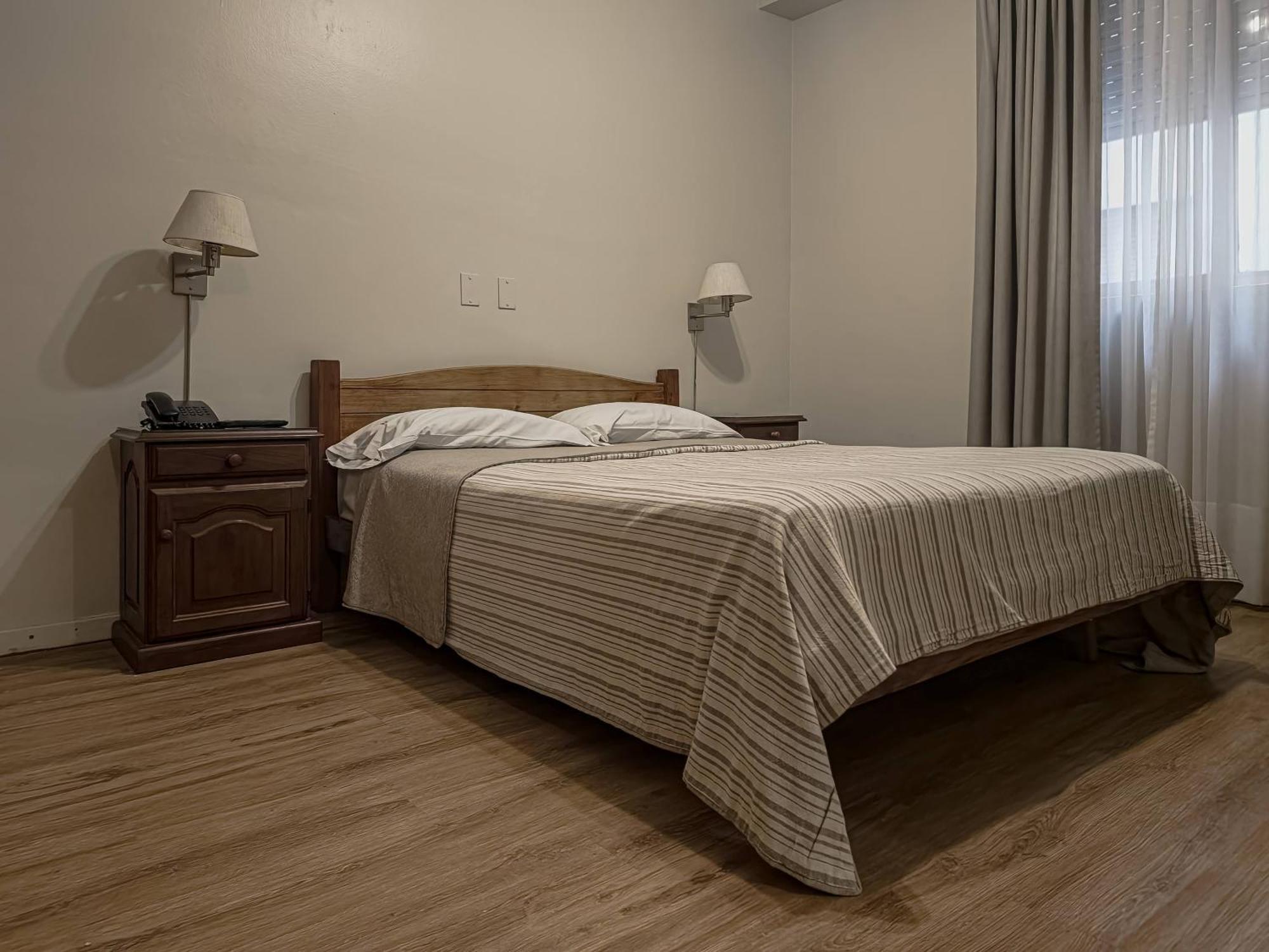 בואנוס איירס Hotel Marbella מראה חיצוני תמונה