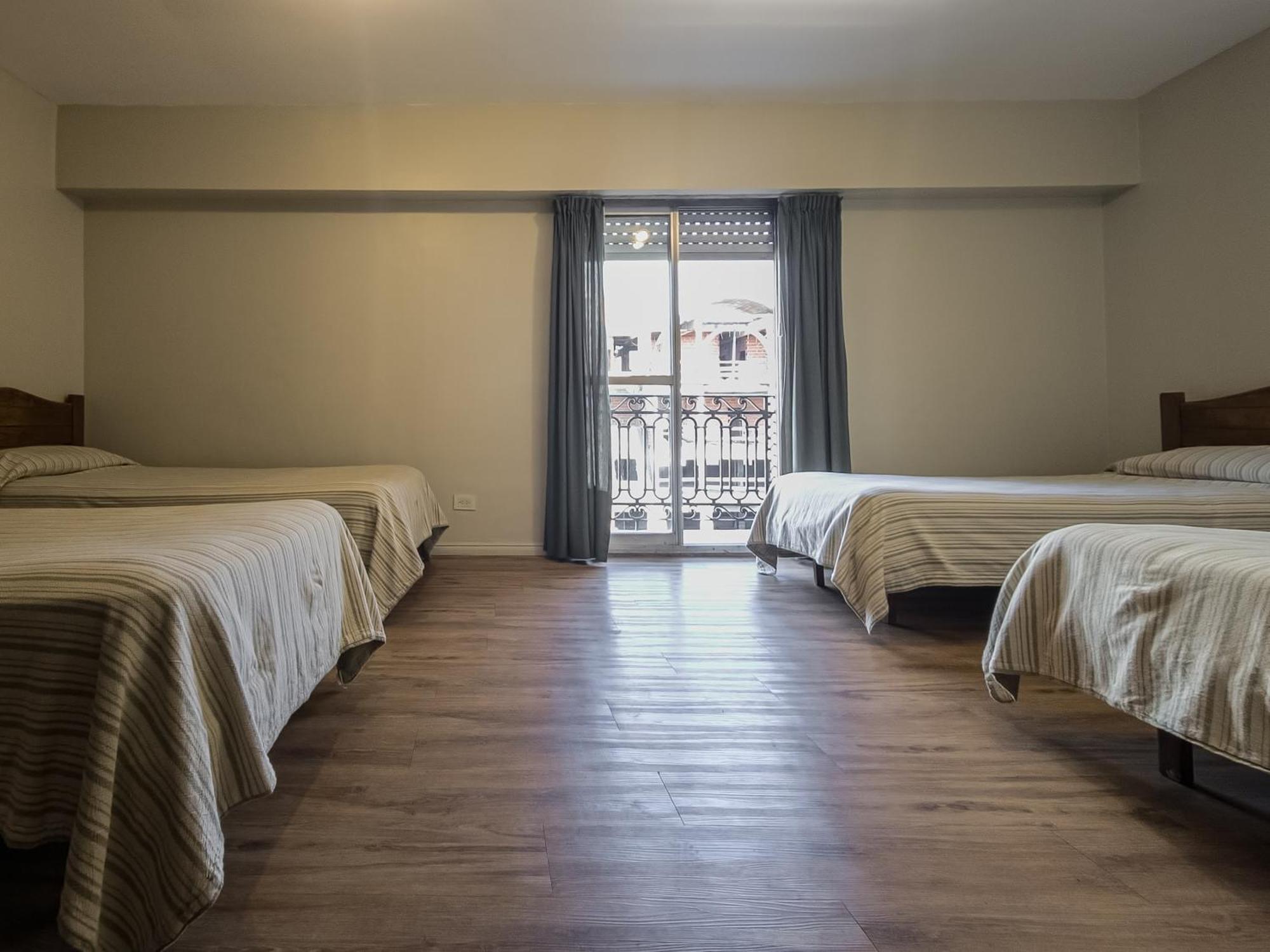 בואנוס איירס Hotel Marbella מראה חיצוני תמונה